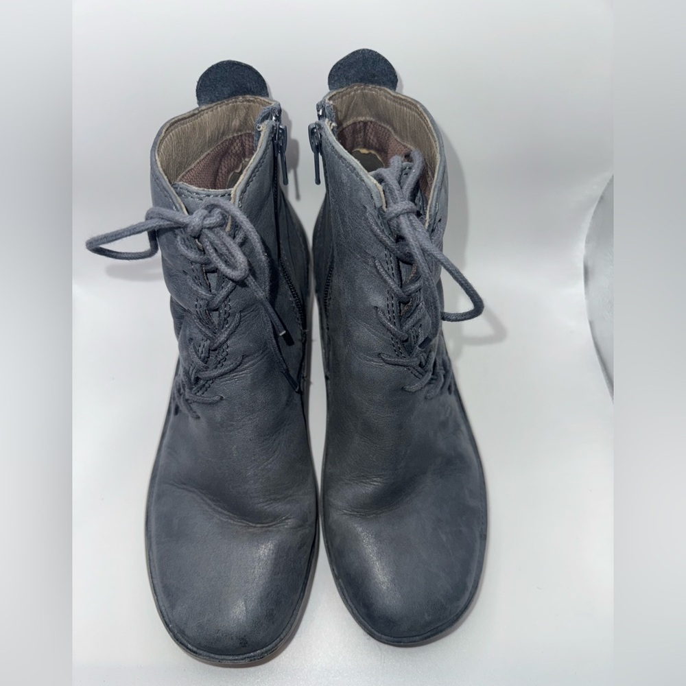 Bionica Women's Dark Gray Lace-Up Boots - Picture 2 of 5